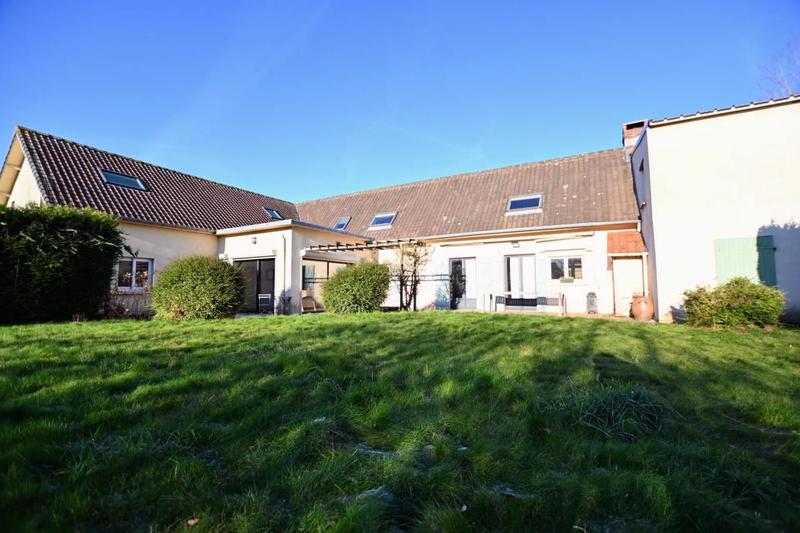 Longère - 220 m² - 10 pièces