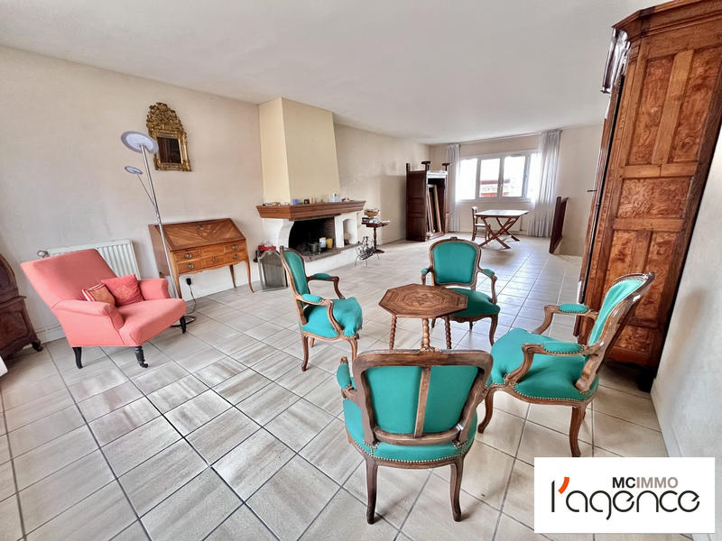 Maison - 175 m² - 8 pièces