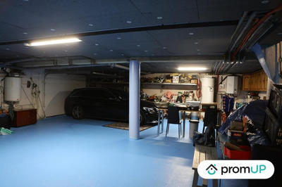 Maison contemporaine - 221 m² - 6 pièces