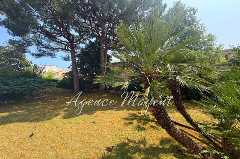 Appartement - 102 m² - 4 pièces