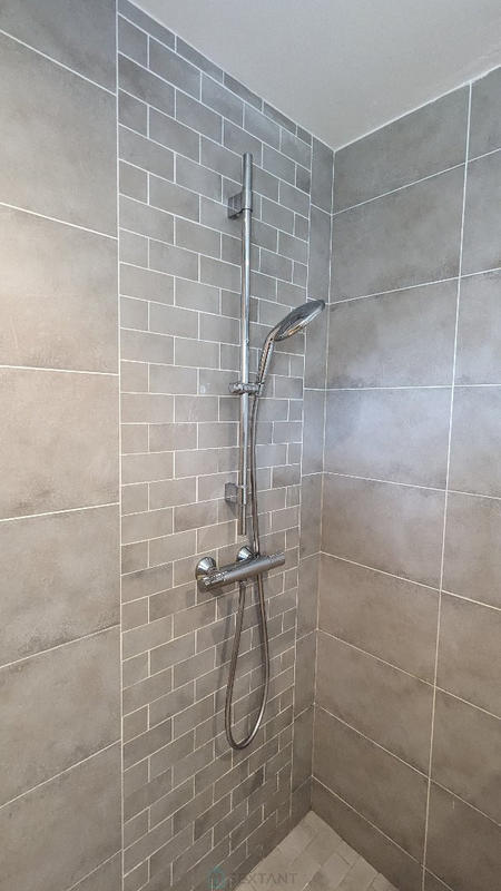 Maison - 200 m² - 7 pièces