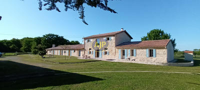 Demeure - 550 m² - 13 pièces