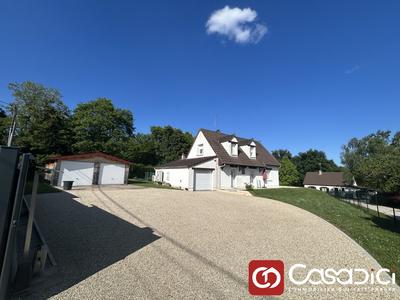 Maison - 100 m² - 5 pièces