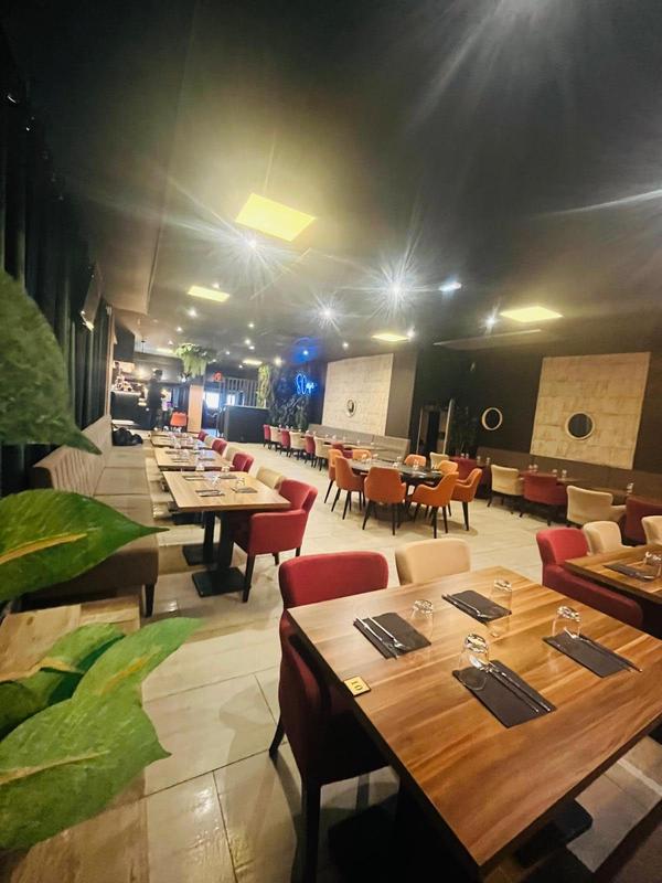 Fonds de commerce - Hôtellerie / Restauration - 300 m²