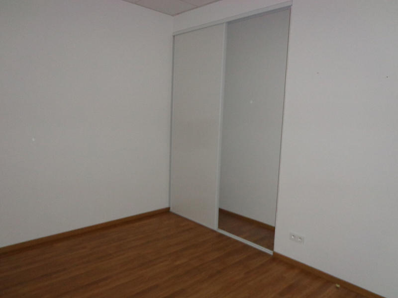 Bureau - 49 m² - 4 pièces