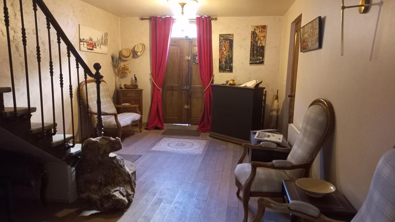 Maison ancienne - 209 m² - 8 pièces