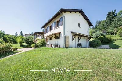 Maison - 147 m² - 7 pièces