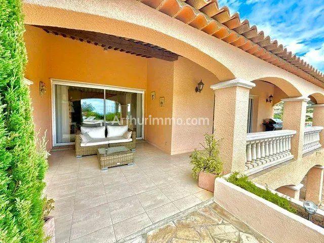 Maison - 165 m² - 7 pièces