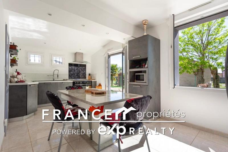 Maison - 80 m² - 4 pièces