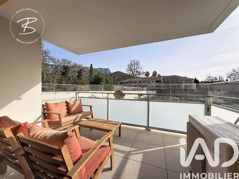 Appartement - 60 m² - 3 pièces