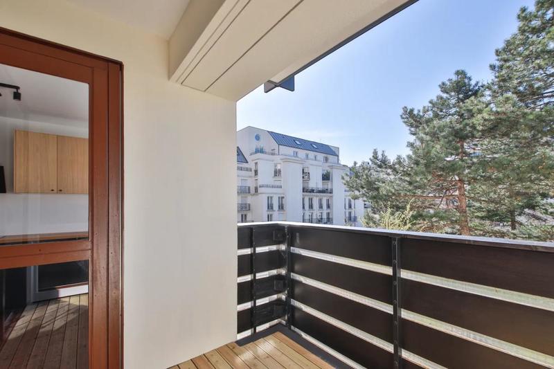 Appartement - 99 m² - 4 pièces
