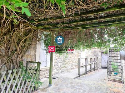 Corps de ferme - 289 m² - 8 pièces