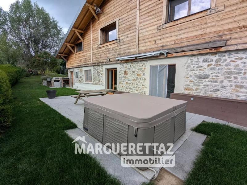 Maison de village - 188 m² - 6 pièces