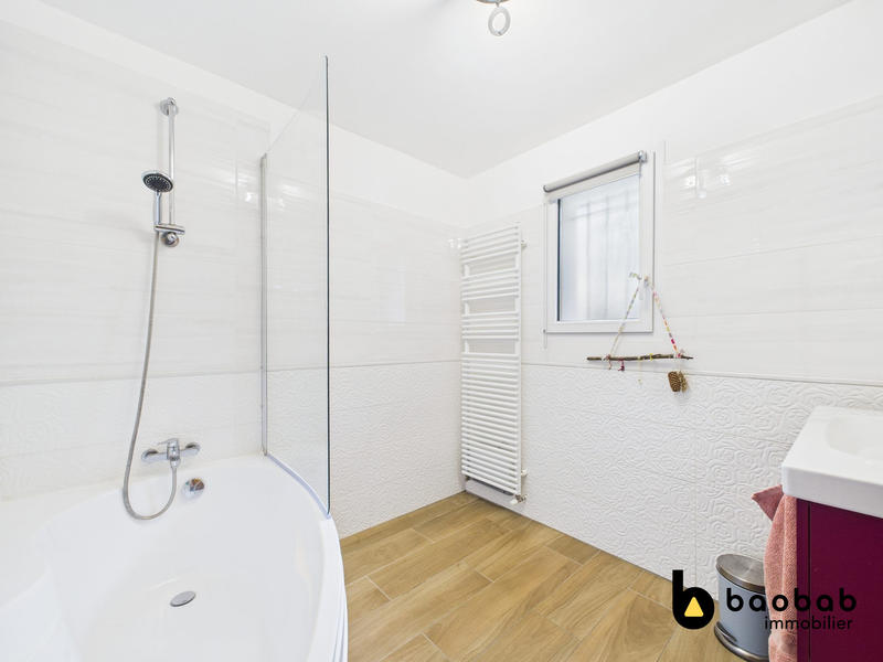 Maison - 130 m² - 6 pièces