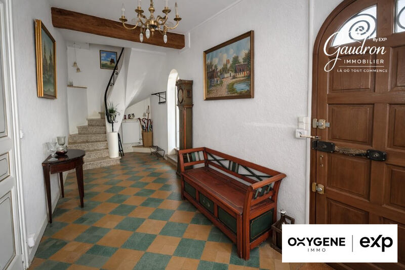 Maison - 200 m² - 7 pièces