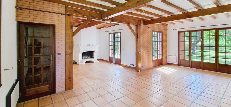 Maison - 250 m² - 5 pièces