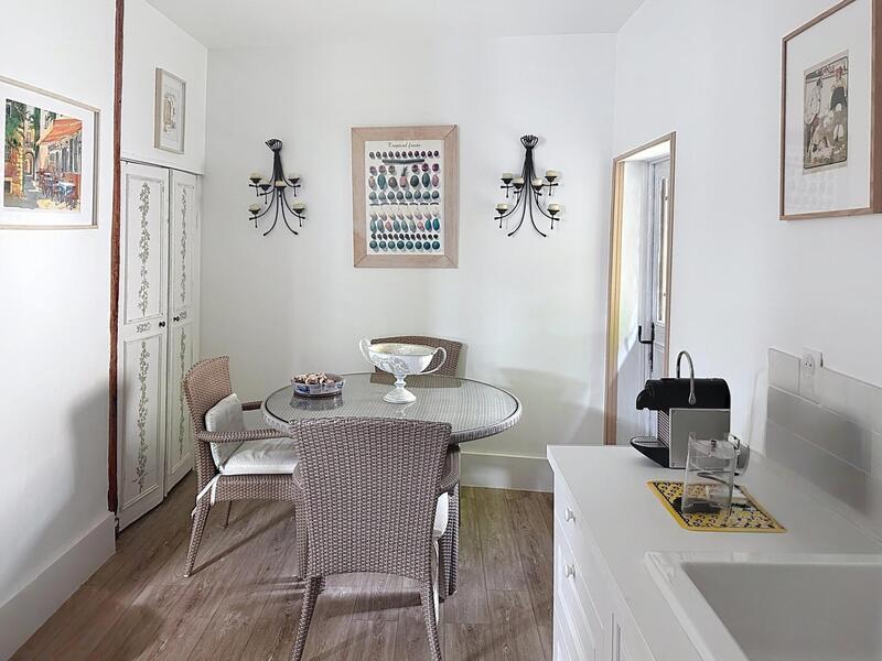 Maison - 358 m² - 6 pièces