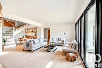 Maison - 110 m² - 4 pièces