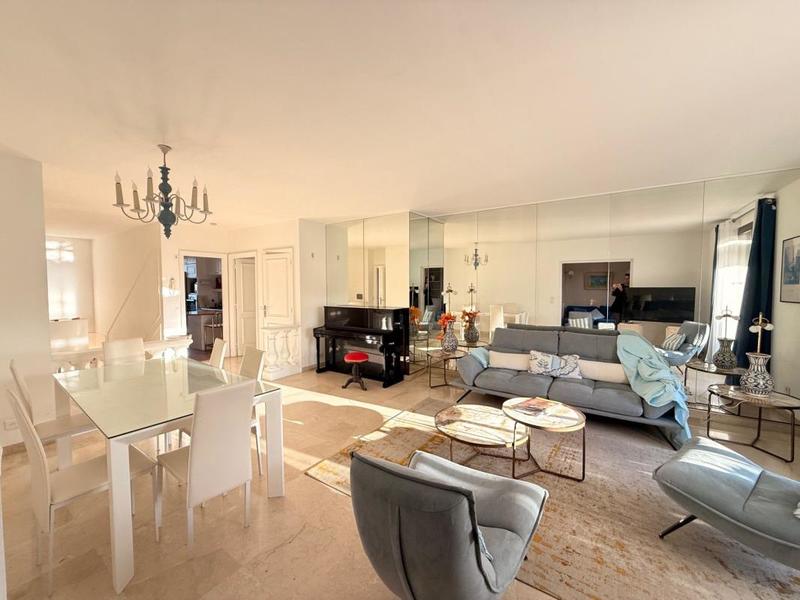 Duplex - 115 m² - 5 pièces