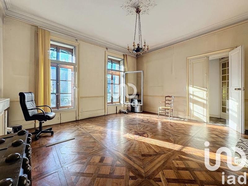 Maison - 480 m² - 23 pièces