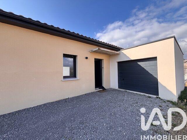 Maison - 90 m² - 4 pièces