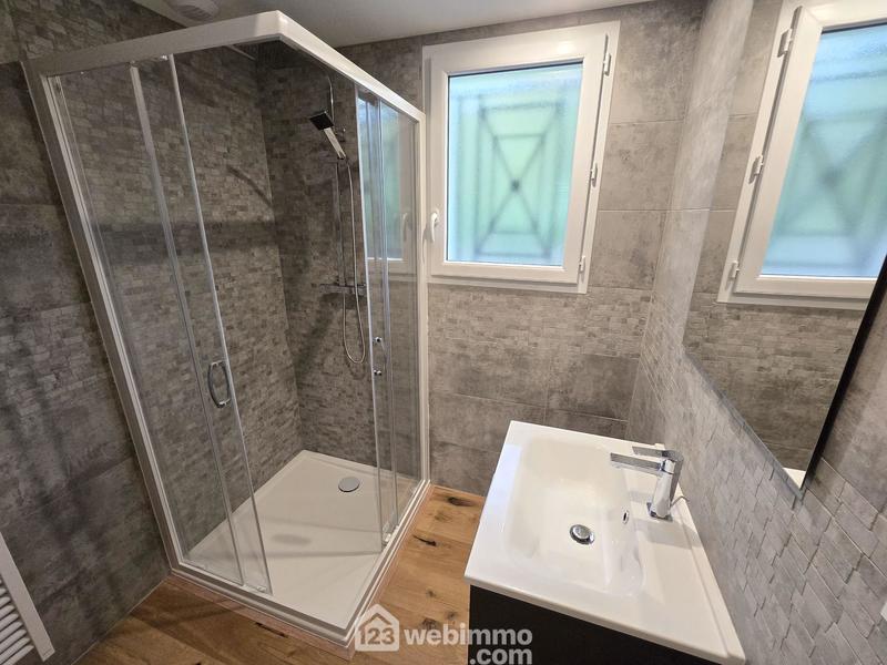 Maison - 186 m² - 6 pièces