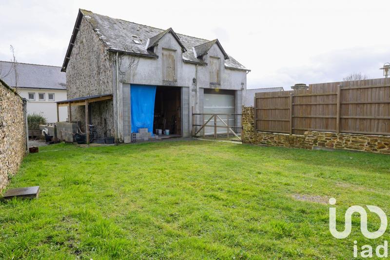 Maison - 377 m² - 10 pièces