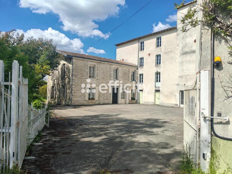 Maison - 178 m² - 6 pièces