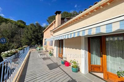 Maison - 180 m² - 6 pièces