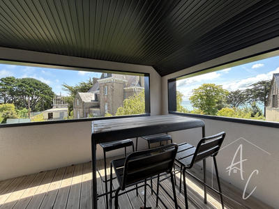 Maison contemporaine - 158 m² - 6 pièces