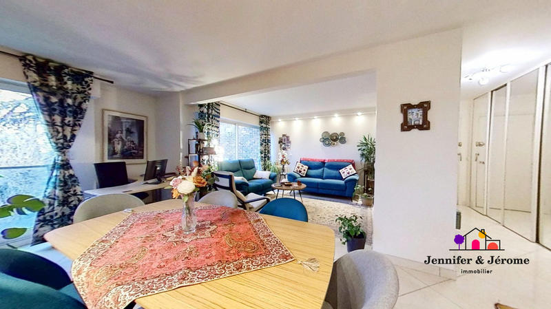 Appartement - 86 m² - 4 pièces