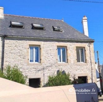 Maison - 183 m² - 8 pièces