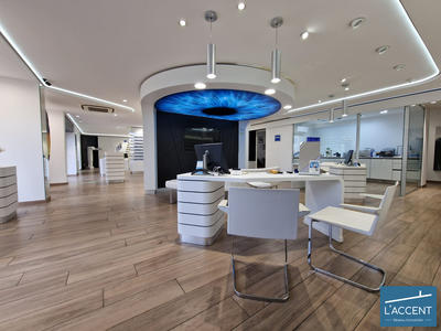 Local commercial - 206 m² - 5 pièces