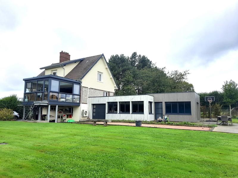 Maison - 160 m² - 7 pièces