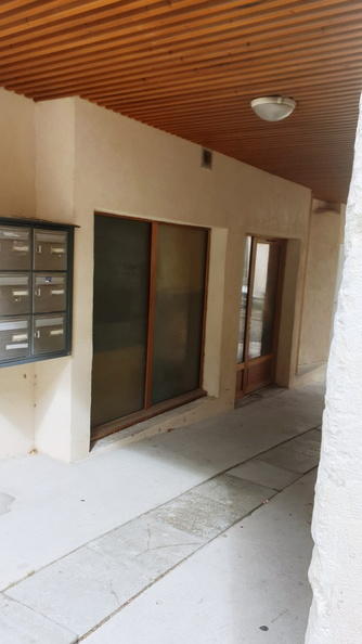 Local commercial - 42 m² - 2 pièces