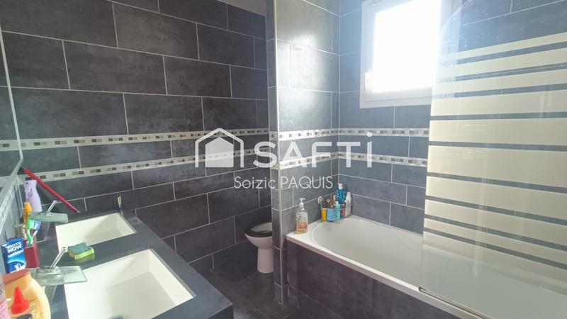 Maison - 111 m² - 6 pièces