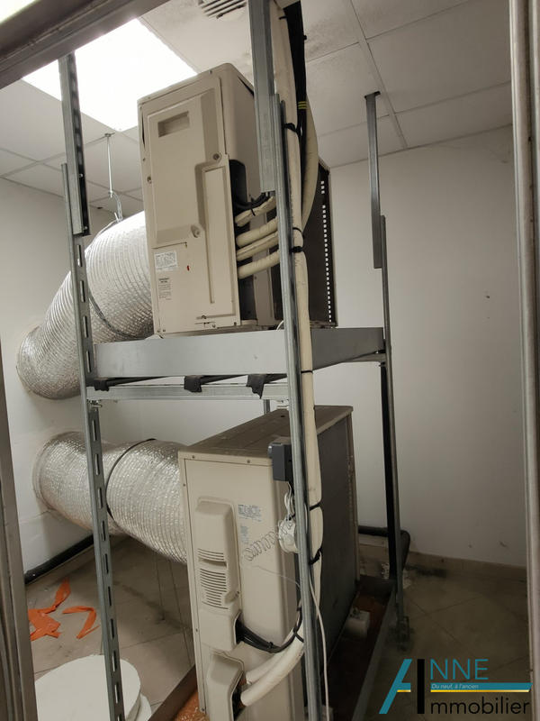 Local commercial - 115 m²