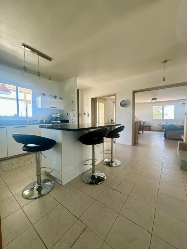 Villa - 185 m² - 7 pièces