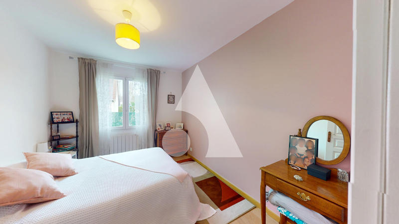 Maison - 156 m² - 8 pièces