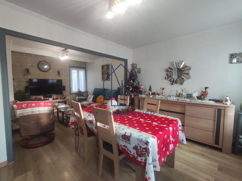 Maison - 98 m² - 4 pièces