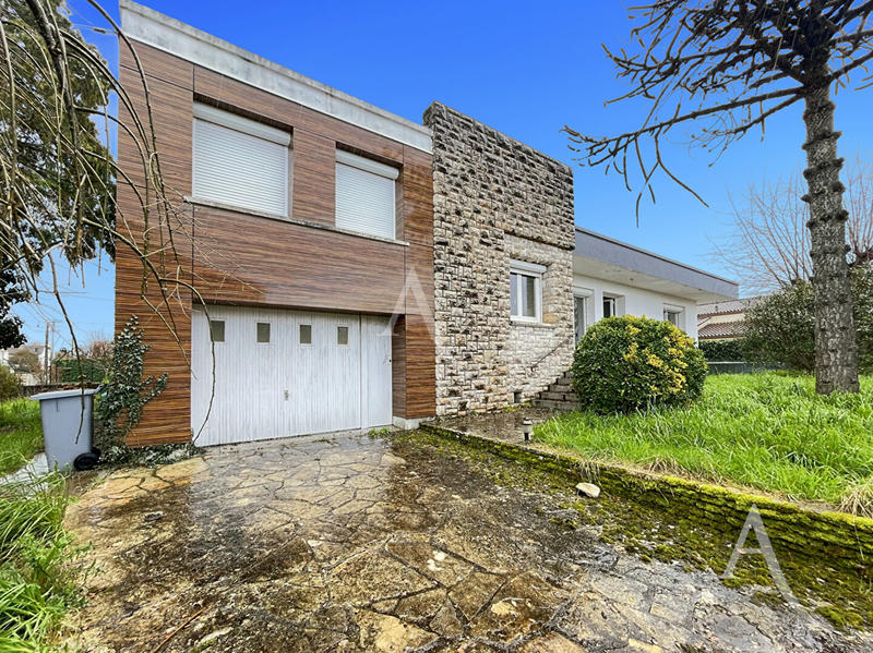 Maison - 170 m² - 8 pièces