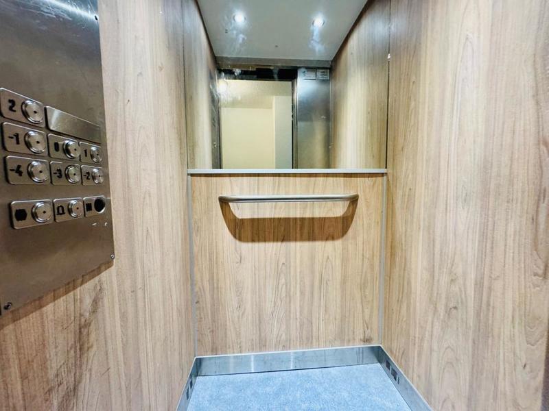 Appartement - 87 m² - 4 pièces