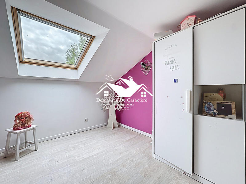 Maison - 174 m² - 7 pièces