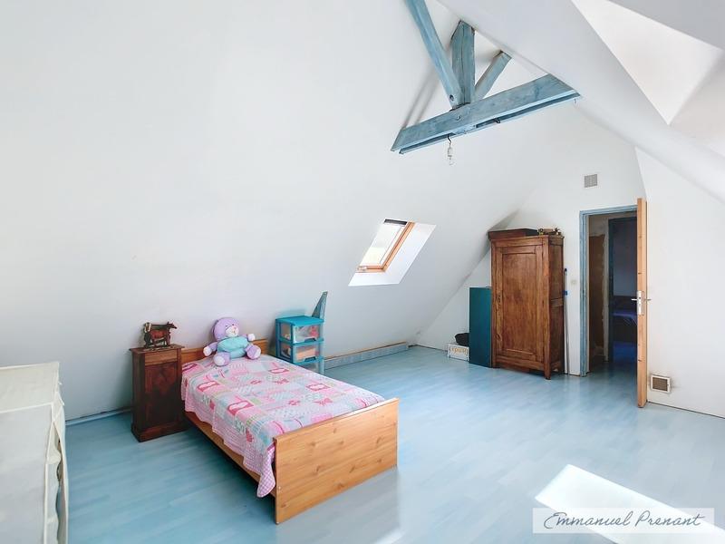 Maison - 210 m² - 10 pièces