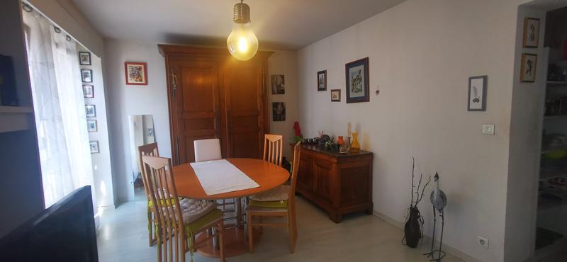 Maison - 300 m² - 8 pièces