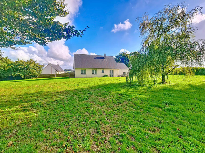 Maison - 90 m² - 4 pièces