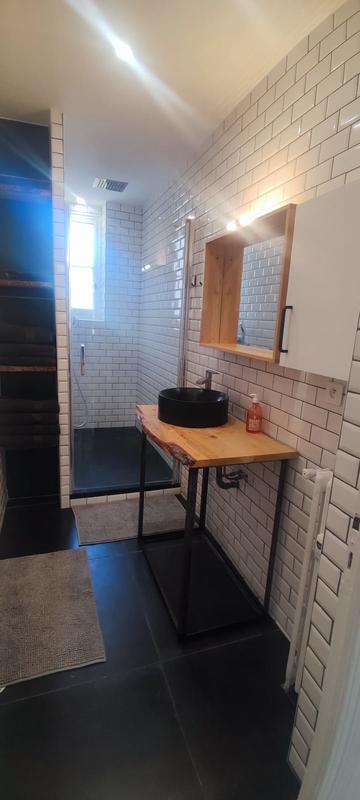 Appartement - 61 m² - 2 pièces