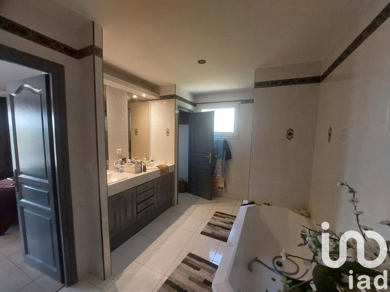 Maison de maîtres - 206 m² - 7 pièces