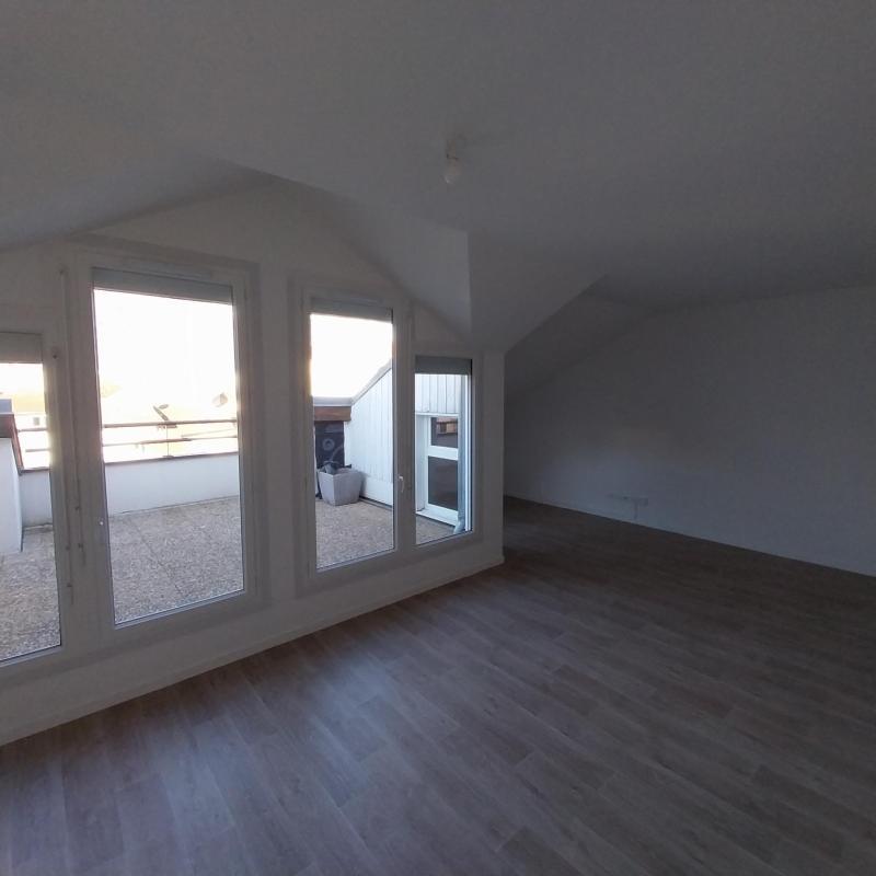 Appartement ancien - 73 m² - 3 pièces