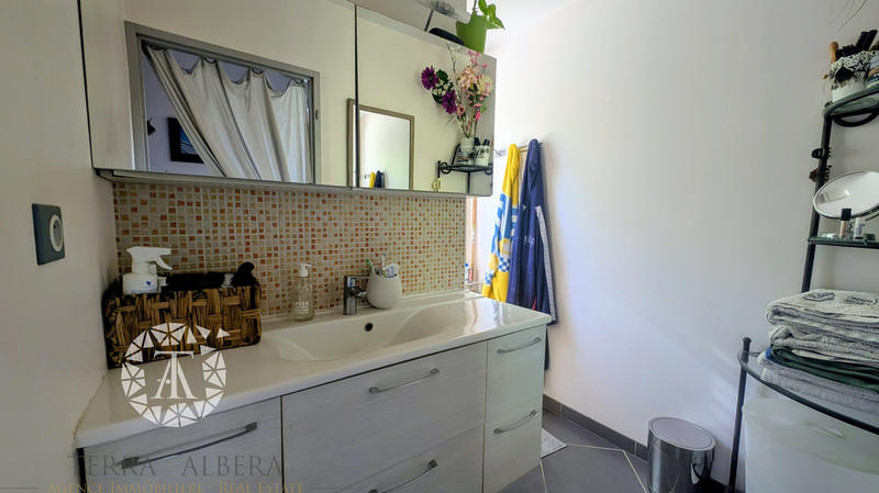 Villa - 354 m² - 11 pièces